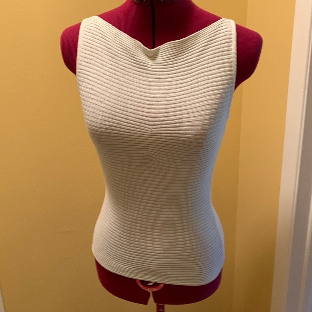 Luca Luca Knot Sleeveless Sweater in pale mint green classic Sz S